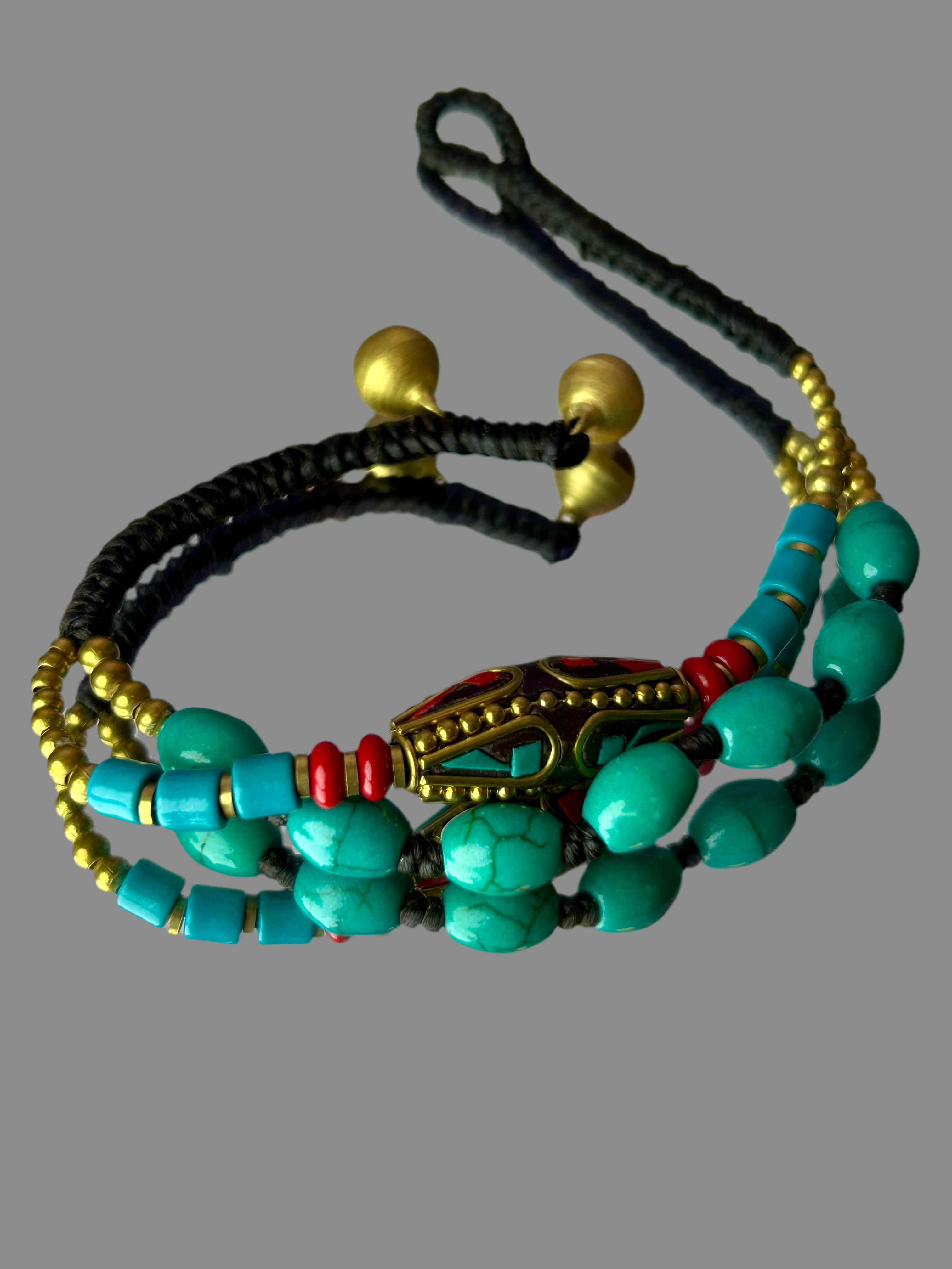 Ethnic-style handmade bracelet”